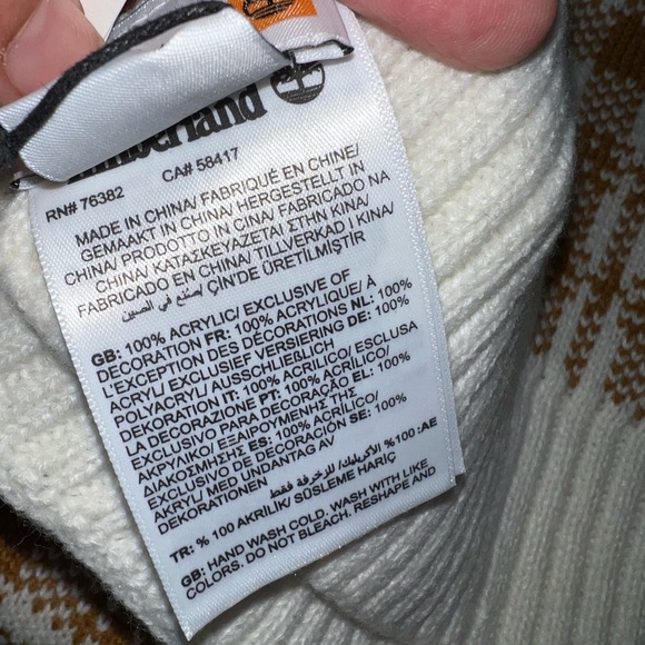 NWT Timberland Cozy Plaid Scarf 🧣 - Picture 4 of 6